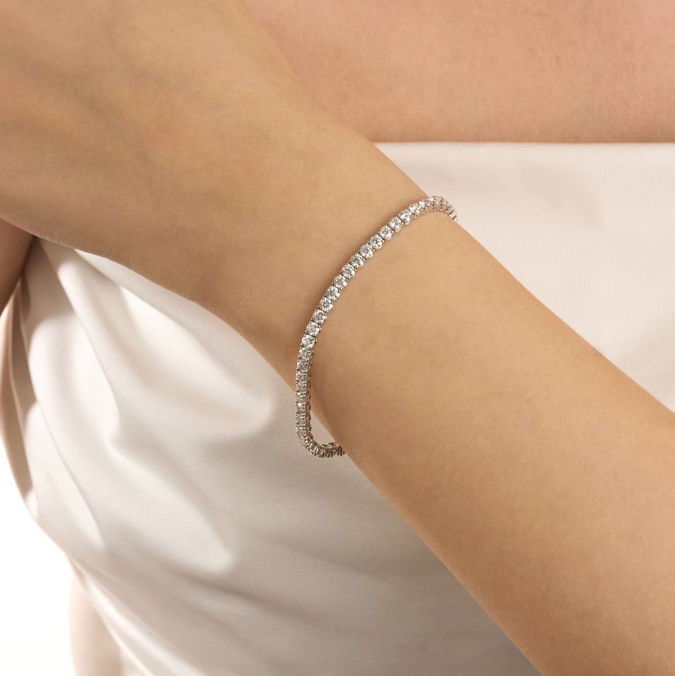 15.75 Karat Uluslararası HRD Sertifikalı Full Pırlanta Su Yolu Gerdanlık Ve Bileklik