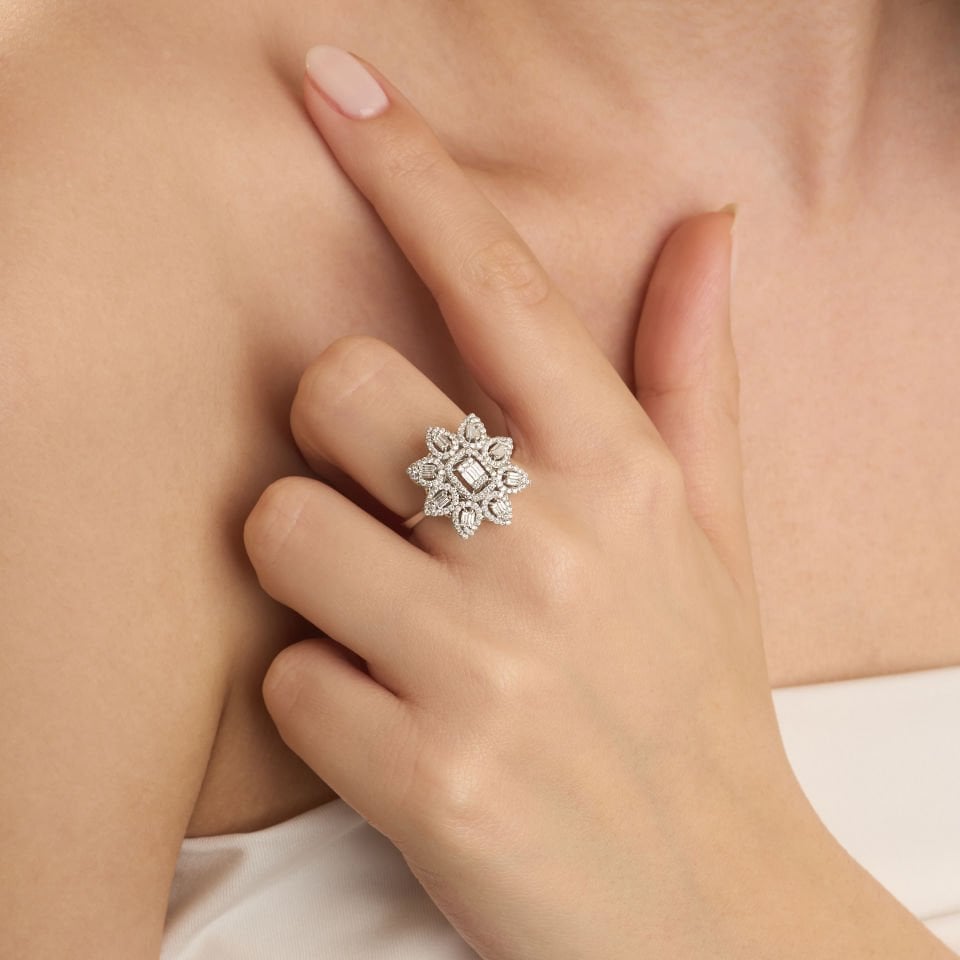 0.73 ct Kutup Yıldızı Baget Yüzük 14 Ayar Altın