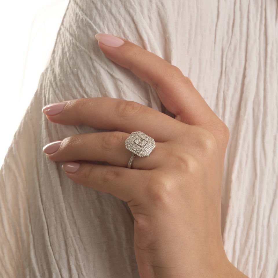 0.70 ct Full Taş Baget Yüzük 14 Ayar Altın