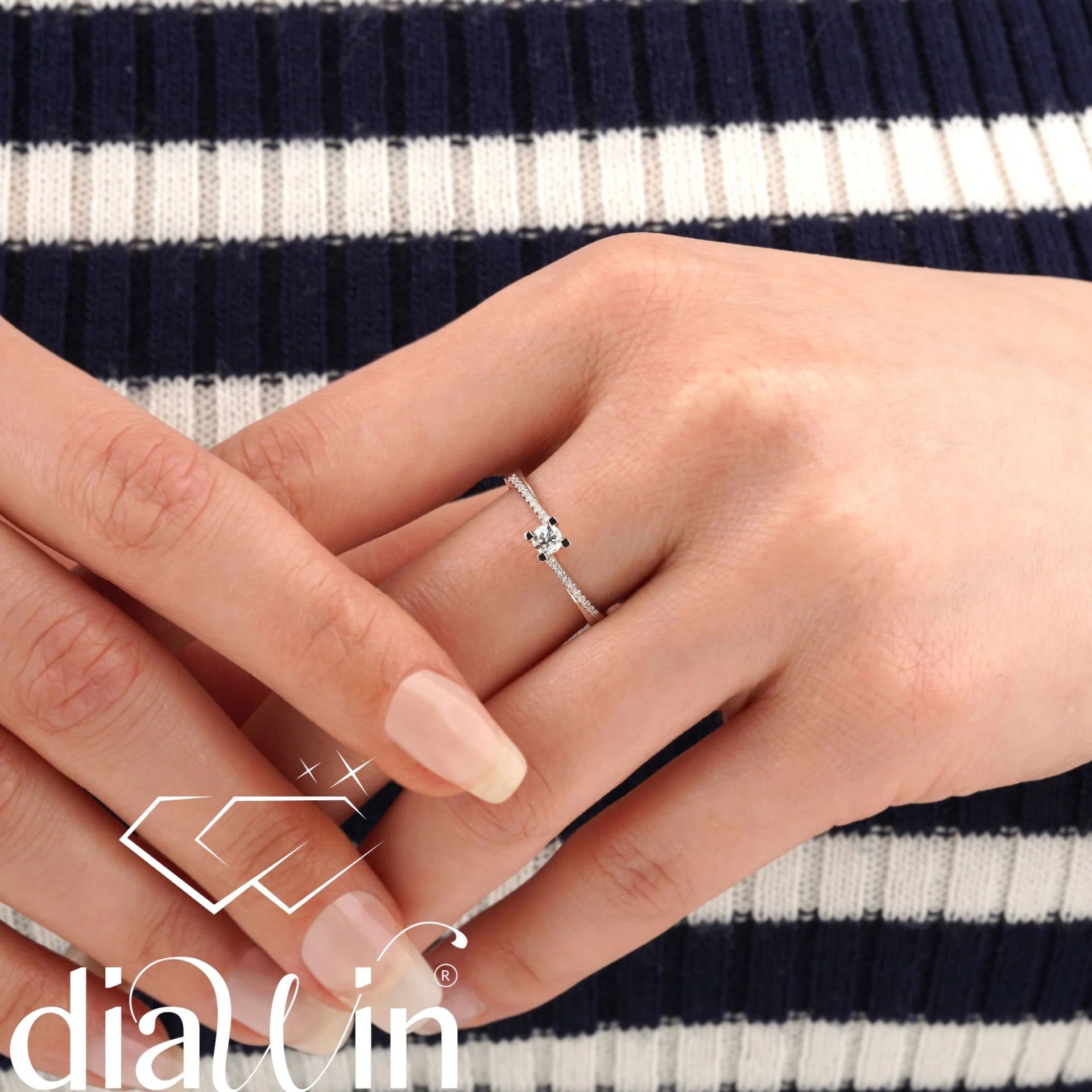 0.23 Karat Süzme S Yantaş Tektaş Yüzük 14 Ayar Altın