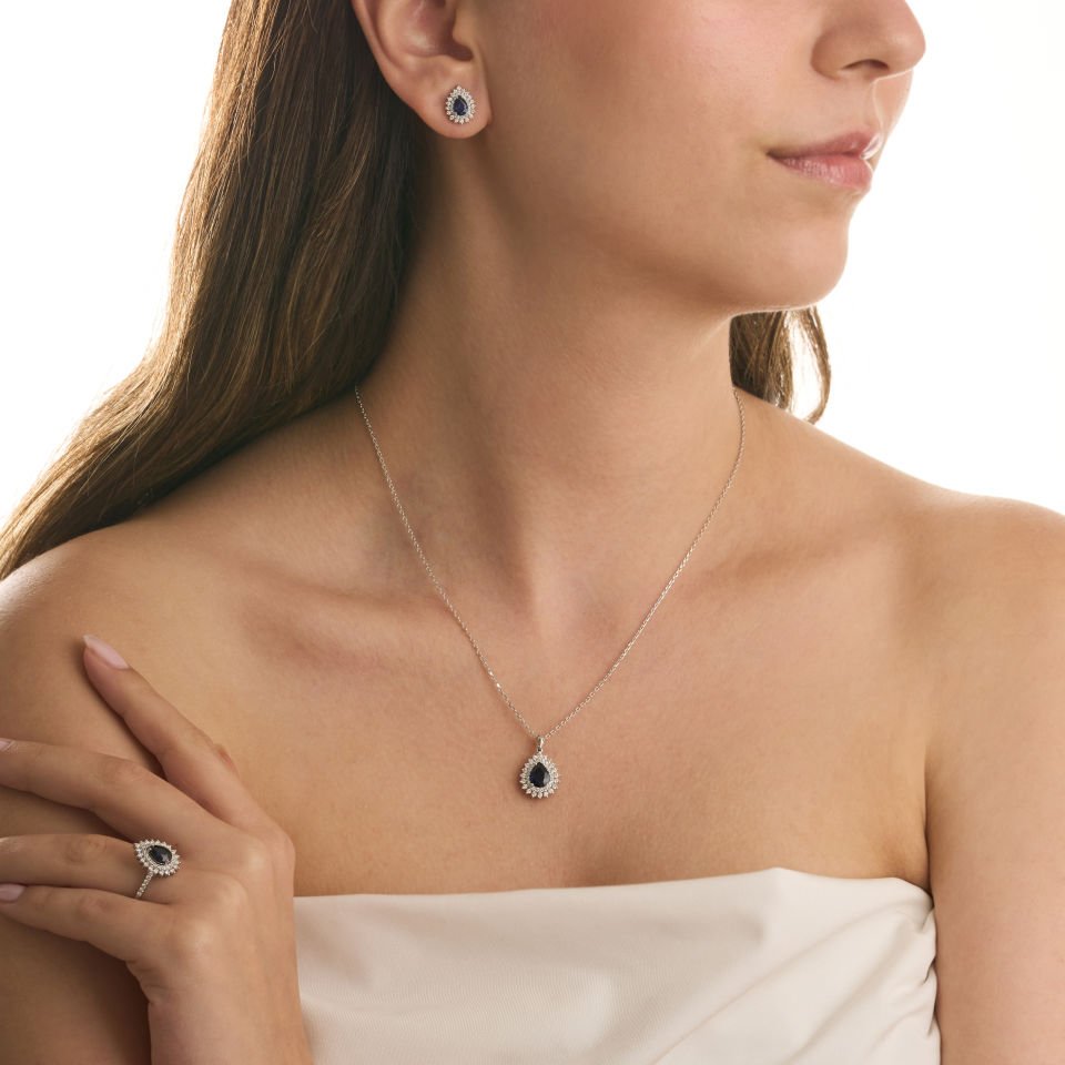 4.37 Karat Safir Damla Model Full Pırlanta Anturaj Set Pırlanta Takım