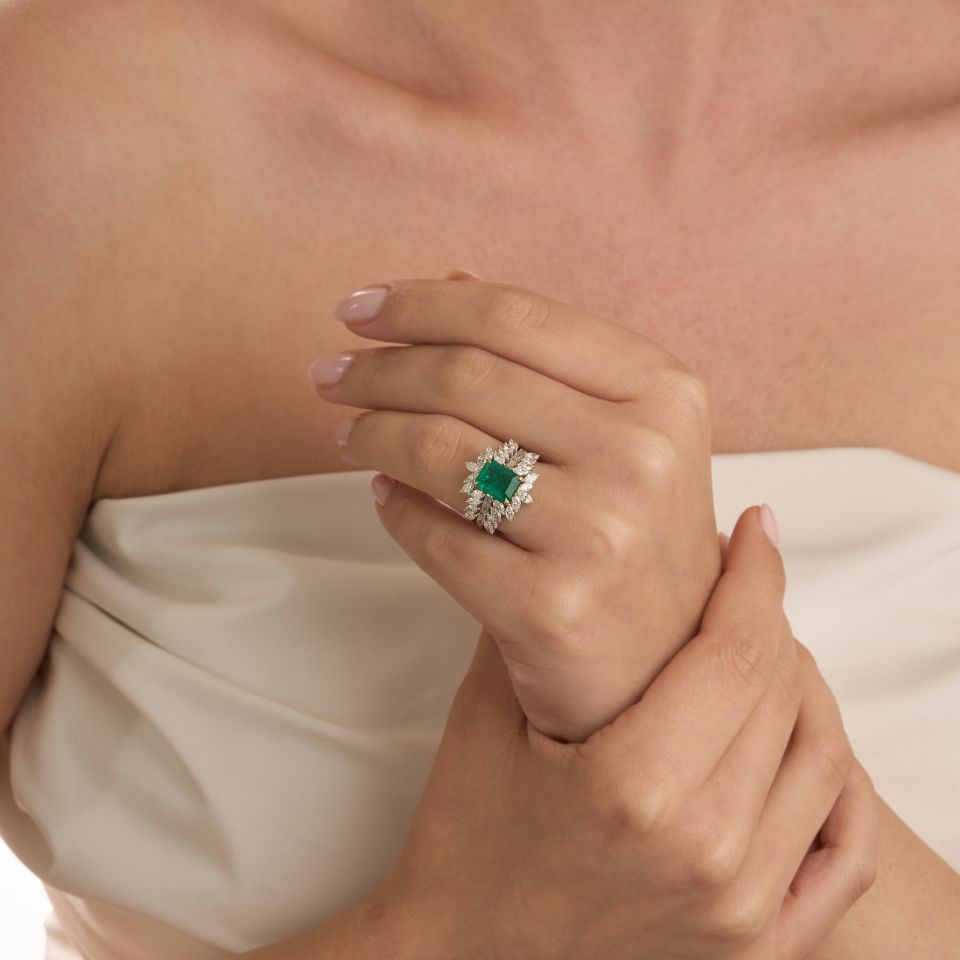 Dragon Emerald Markiz Yüzük 18 Ayar Altın